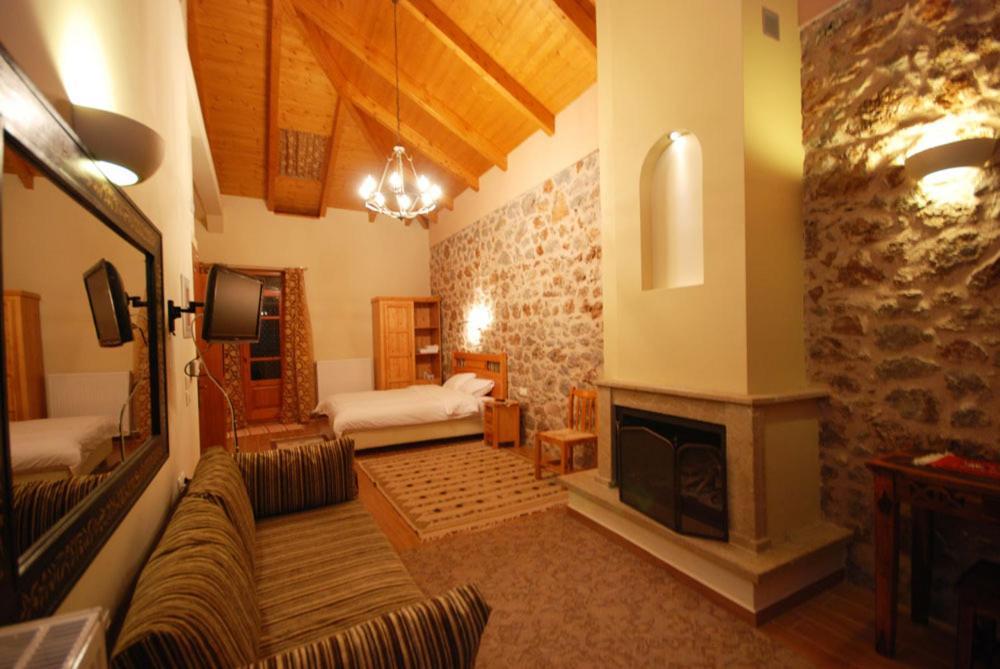 Hotel Parnassos Arachova Exterior photo
